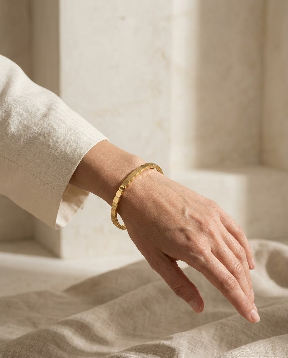 The Arc Bracelet